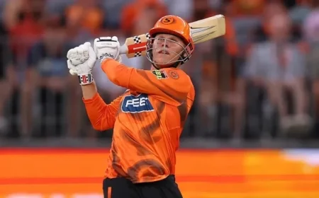 Connolly Powers Scorchers to Victory in BBL Season Opener