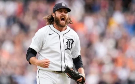 Giants Ink Deal with Pitcher Jason Foley