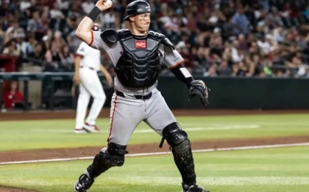 Mariners Secure Andrew Knizner’s Signature