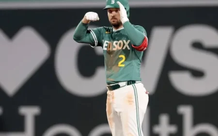 MLB Insider Predicts Lucrative Contract for Alex Bregman