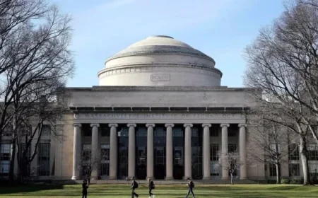 No Suspect Arrested in MIT Professor’s Home Shooting Death