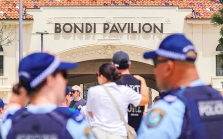 Dashcam Captures Couple Confronting Bondi Beach Gunman Before Deadly Rampage