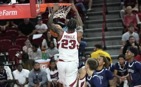 Arkansas Faces Queens in MBB Preview Showdown