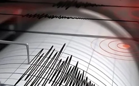 Karachi Hit by 5.2 Magnitude Earthquake