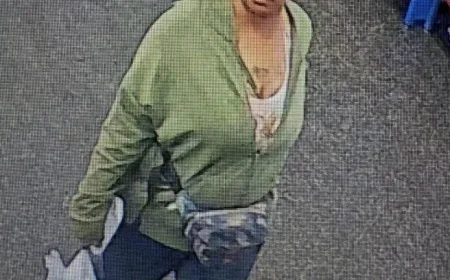 Texas Woman Arrested for Hiding Razor Blades in Walmart Bread