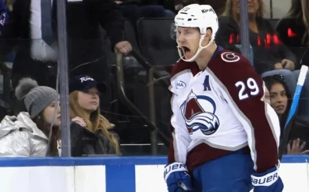 MacKinnon Joins Sakic in Earning Praise for Avalanche Skills
