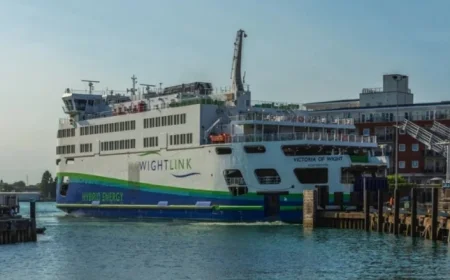 Emergency Halts Wightlink Portsmouth-Fishbourne Service at Gunwharf Terminal