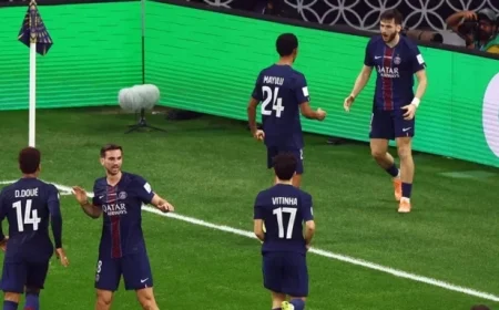 Khvicha Kvaratskhelia Scores for PSG Against Flamengo in Final