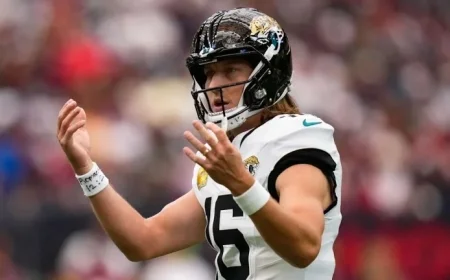 Week 16 NFL Fantasy 2025: Top Quarterback Picks and Benches