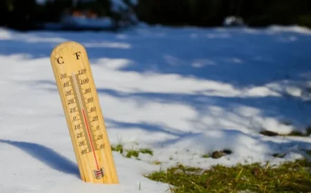 Thaw Predicted for Southern Ontario, Threatening White Christmas Prospects