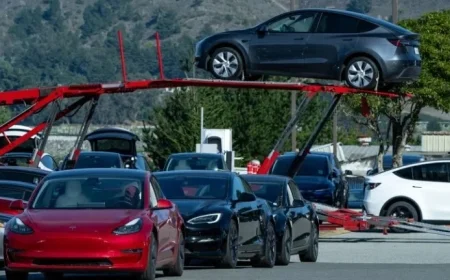 California Considers Stopping Tesla Sales for ‘Autopilot’ Misleading Advertising