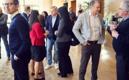 Netflix Challenges Warner Bros with Ultimatums and Strategic Meetings