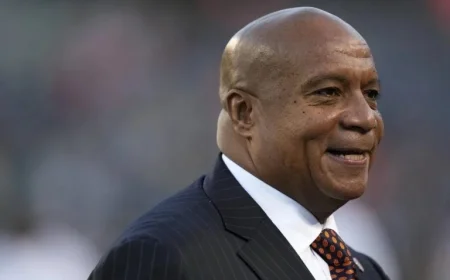 Packers Arrival Overshadows New Bears Stadium Site Debate