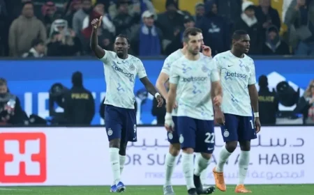 Inter Dominates Bologna with Rapid Start in Supercoppa Italiana Showdown