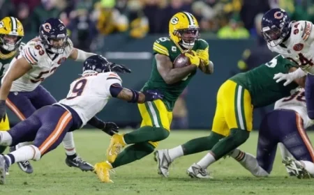 NFL Week 16 Highlights: Packers vs. Bears, Rivers Returns, Broncos Undefeated?