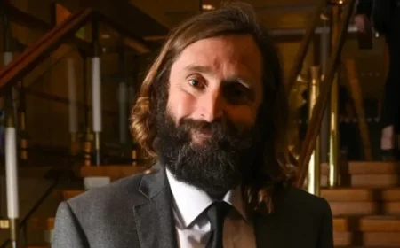 Joe Wilkinson Recalls Anxiously Kissing a Hollywood A-Lister