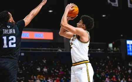 Men’s Basketball Hosts Mount Saint Mary’s in Homestand Matchup