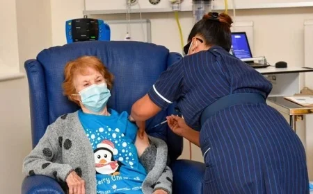 Global Vaccine Photo Captures Worldwide Attention