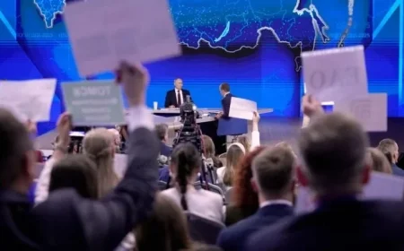 Putin Reflects with Frustration at Year-End Press Conference