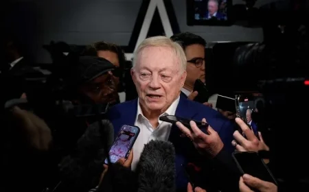 Jerry Jones Considers Matt Eberflus’ Future Amid Team Underperformance