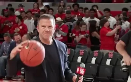 Rockets Owners Negotiating to Acquire Connecticut Sun, Reintroduce WNBA to Houston