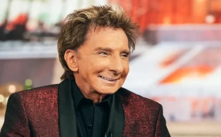 Barry Manilow Postpones Shows for Lung Cancer Surgery