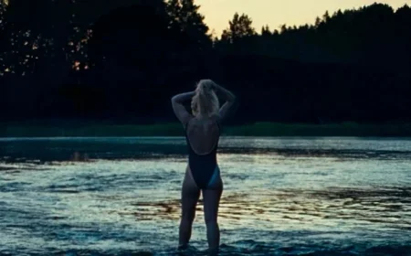 Trendy Women Embrace Solo Sea Adventures