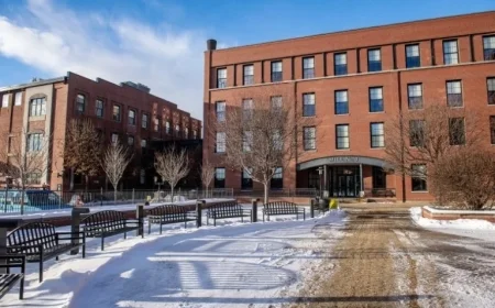 Data Center Power Usage Matches 5,000 Homes: A Closer Look