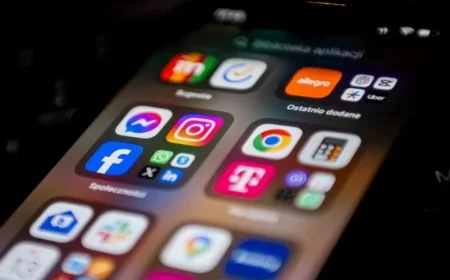 Court Blocks Texas Law Limiting Minors’ Access to App Stores