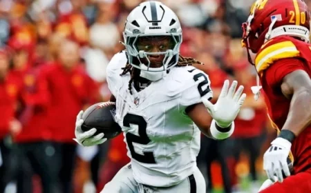 Top 10 Players to Watch in 2025 Fantasy Football Week 17
