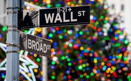 Dow Jones and S&P 500 Reach Record Highs Before Christmas Holiday