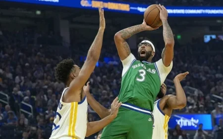 Mavericks’ Anthony Davis Injured During Game Against Warriors