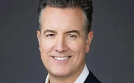 Coursera CEO Greg Hart Shares Lessons from Amazon’s Jeff Bezos and Andy Jassy