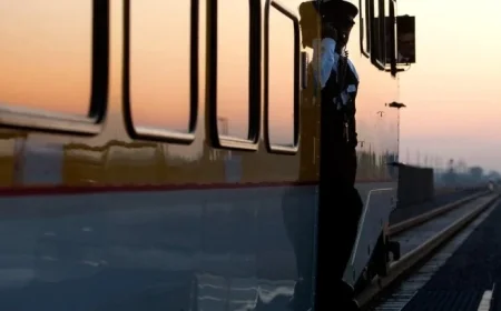 Advocates Host ‘One Last Ride’ on Northstar Commuter Rail Friday