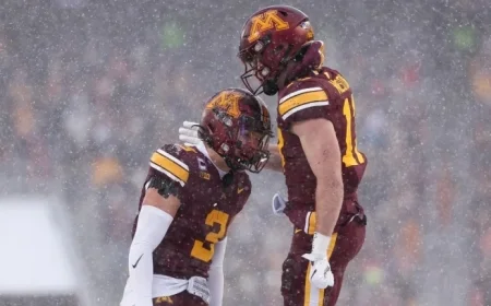 Minnesota Aims for Ninth Straight Bowl Win Against New Mexico in Rate Bowl