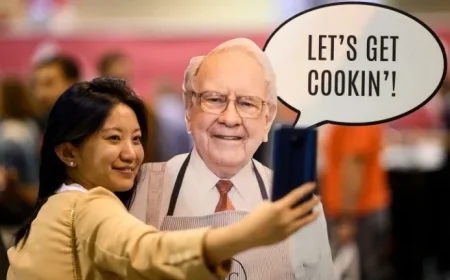 Warren Buffett’s Retirement Leaves Berkshire Hathaway Without Its Iconic Pitchman