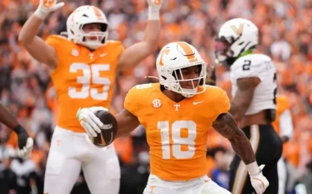 Tennessee vs. Illinois Music City Bowl: Simulations Predict Tight Match