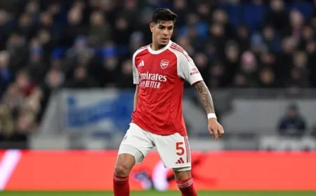 Hincapie Returns to Boost Brighton Squad