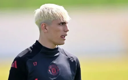 Ex-Teammate Reveals Man Utd Dressing Room’s View on Alejandro Garnacho