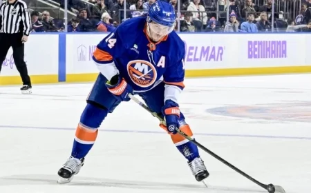 Horvat Returns for Islanders’ Clash Against Rangers
