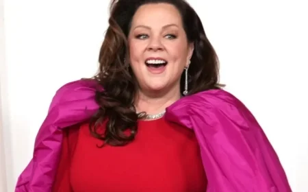 Melissa McCarthy Transforms Dining Area with Stylish Backdrop