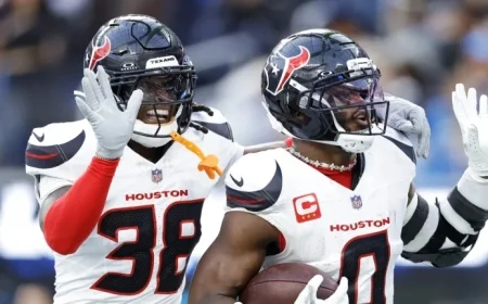 Texans Secure Playoff Spot with 20-16 Victory Over Chargers