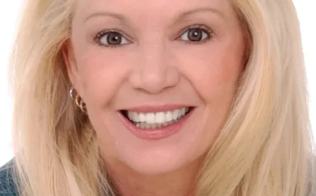 Eugenia Last Reveals Today’s Gemini Horoscope: Beware Fast-Talking Sales Pitches