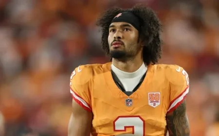 Week 17 Fantasy Football: Start Stefon Diggs or Sit for Emeka Egbuka?