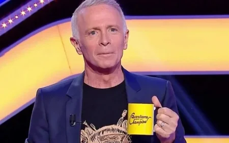 Samuel Étienne’s Future with ‘Questions pour un Champion’ on France 3 Uncertain Before 2026?