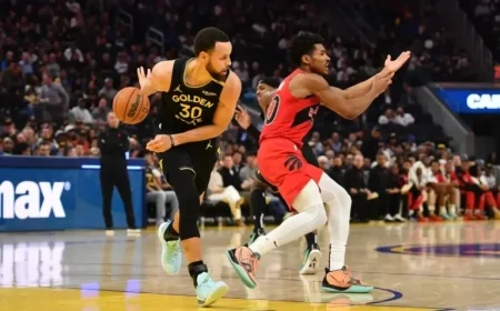 Warriors Fall to Toronto Despite Curry’s Stellar Performance
