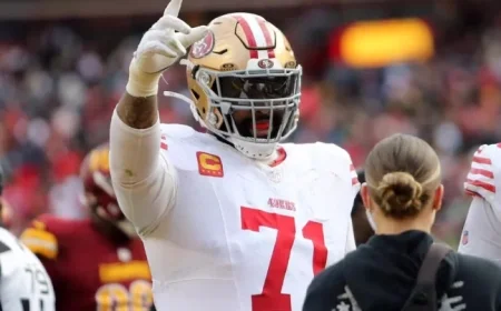 49ers’ OL Williams Suffers Injury in First Half Against Bears