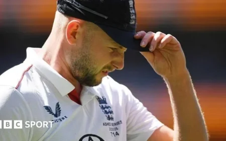 England’s Gus Atkinson Injured, Withdraws from Fifth Ashes Test in Sydney