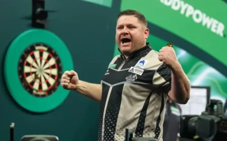 Fearless Hurrell Targets Searle Triumph at Alexandra Palace