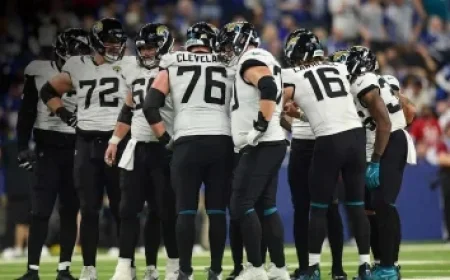 Bedard Skates Again for Blackhawks; Return Date Uncertain